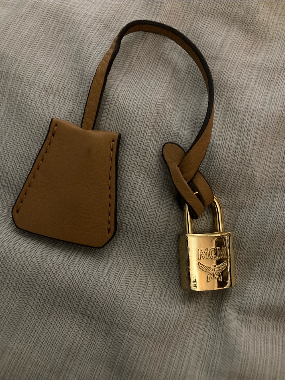 MCM Gold Padlock Key Charm with Tan Leather Clochette. With COA - Picture 2 of 4
